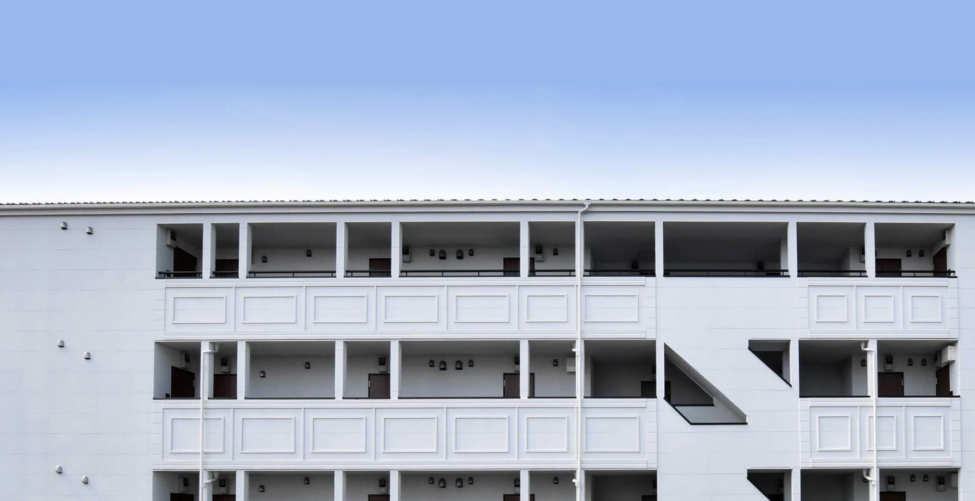 建てることが目的ではなく、オーナー様が長く誇れる建築を。